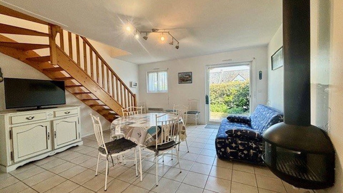 Quiberon Villa | Quiberon - Charming 3-Room House with Terrace, Garden, and Garage in a Quiet Area
