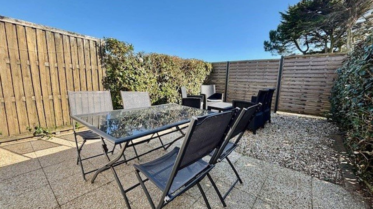 Quiberon Villa | Quiberon - Cozy 3-Room House with Pool, Close to Beach and Shops