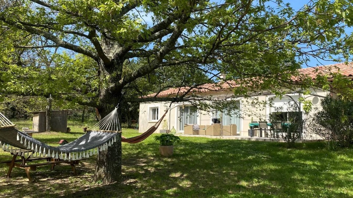 Arpaillargues-et-Aureillac Villa | Quiet, Air-conditioned Villa With Large Garden, 5 Minutes From Uzès