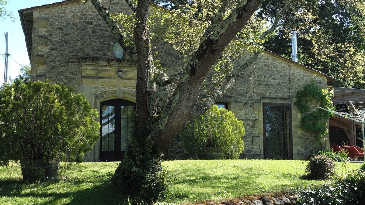 Saint-Vincent-de-Pertignas Cottage | Quiet house with large garden and pool, in the Entre-deux-Mers