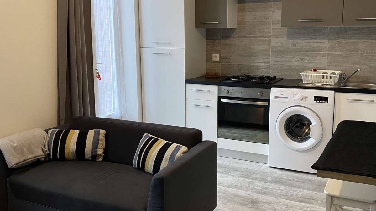 Saint-Martin-sur-Ocre Apartment | Quiet 2-person studio with garden and enclosed courtyard