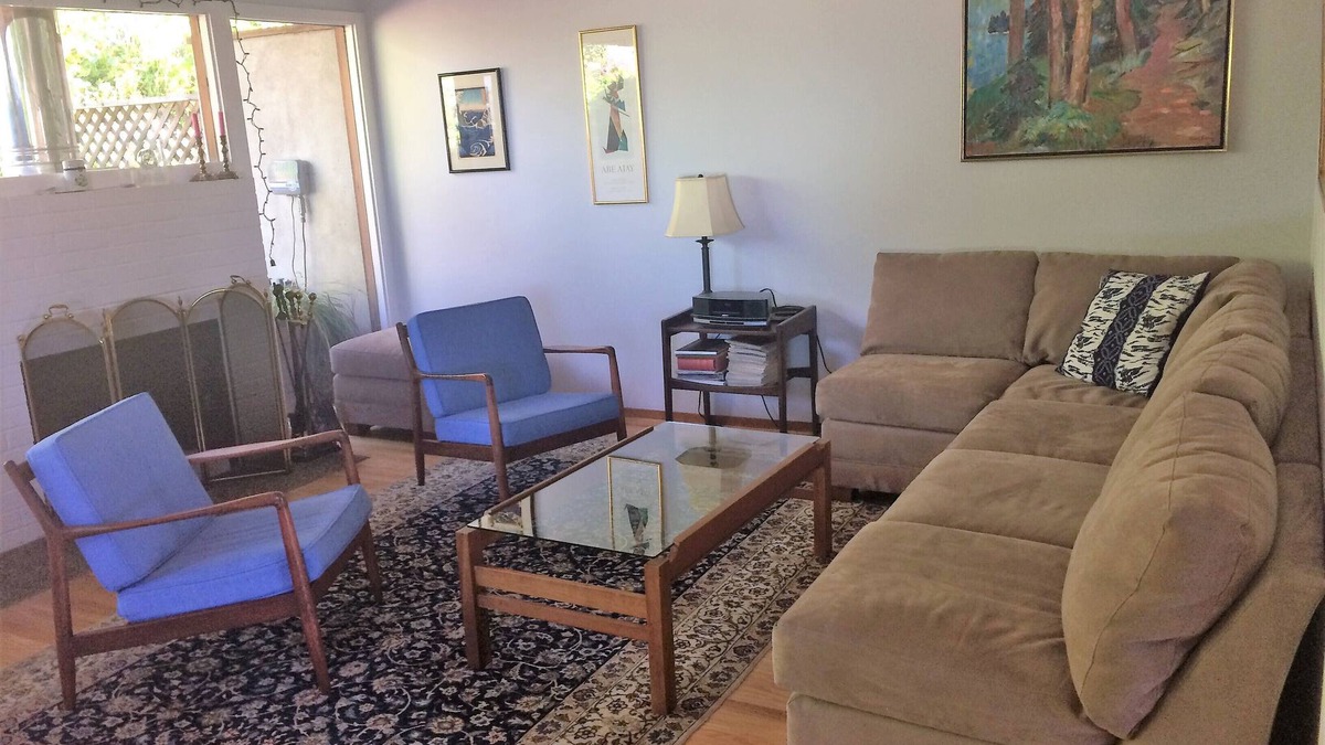 Northside House | Quiet 2100 sq ft home, 4 blocks to Cal campus, 5 to North Shattuck, great views
