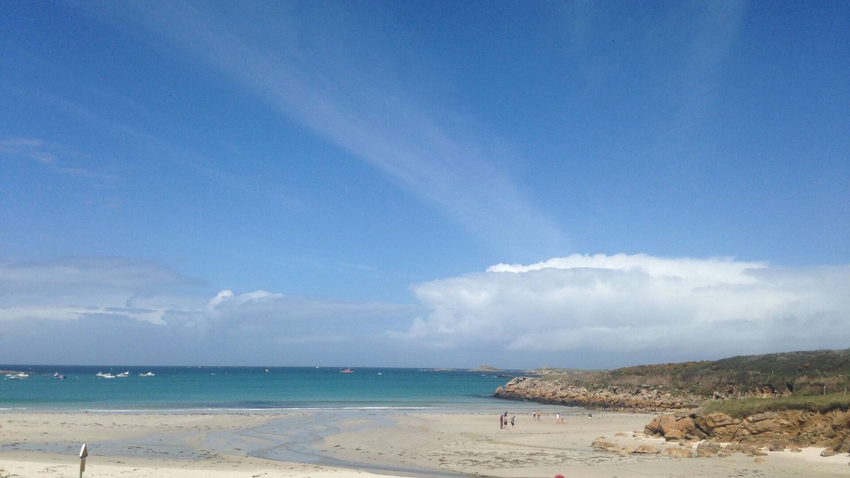Landunvez Apartment | Quiet, 30 meters from a beautiful beach in Kersaint