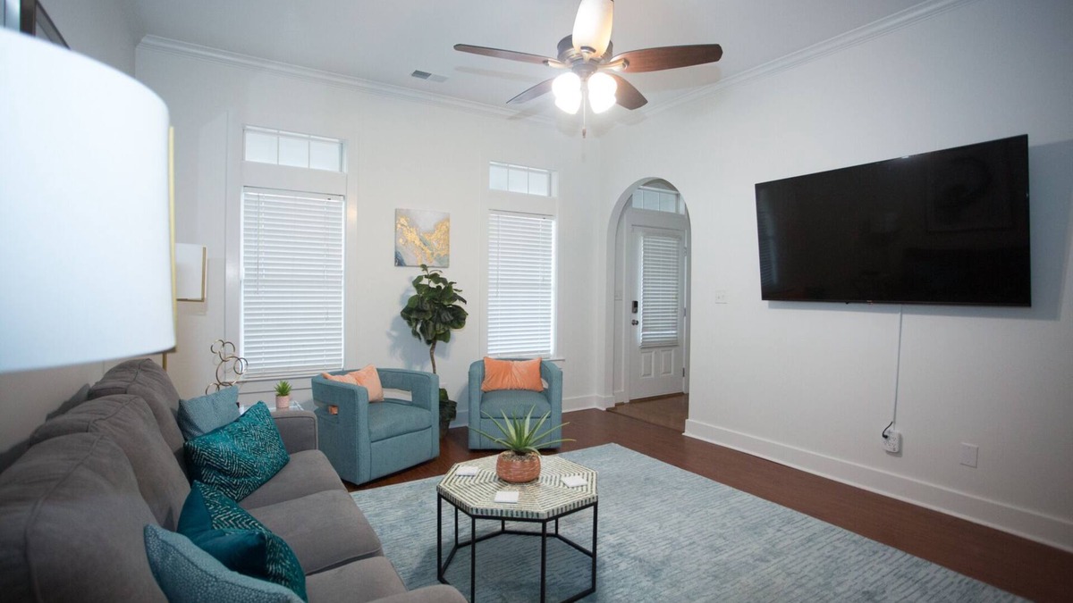 Bessemer House | Quiet 3BR 2 Bath 1-level home, Fast Internet, Comfortable