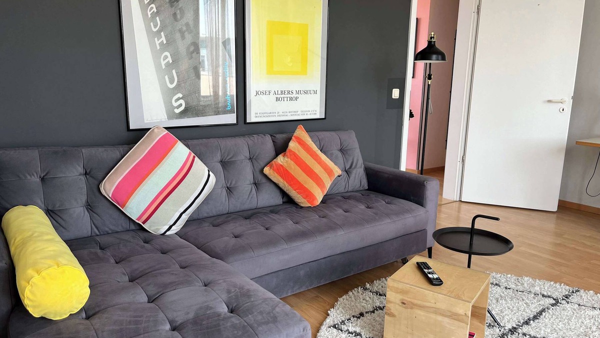 Schoenefeld Apartment | Quiet 60sqm Penthouse near BER Airport