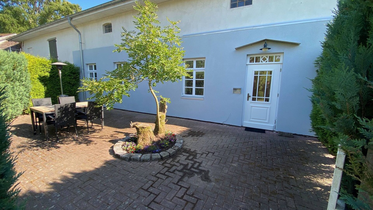 Wisch Apartment | Quiet 80 m² vacation apartment near the beach