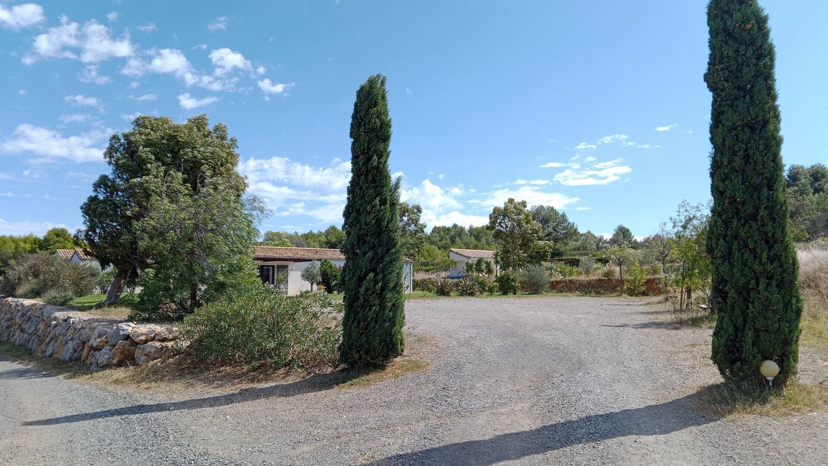 Montagnac House | Quiet 80m2 gîte with swimming pool in the heart of nature between vineyards and garrigue
