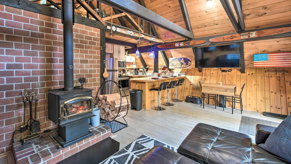 Skykomish Cabin | Quiet A-Frame Retreat w/Hot Tub: Hike, Fish & Ski