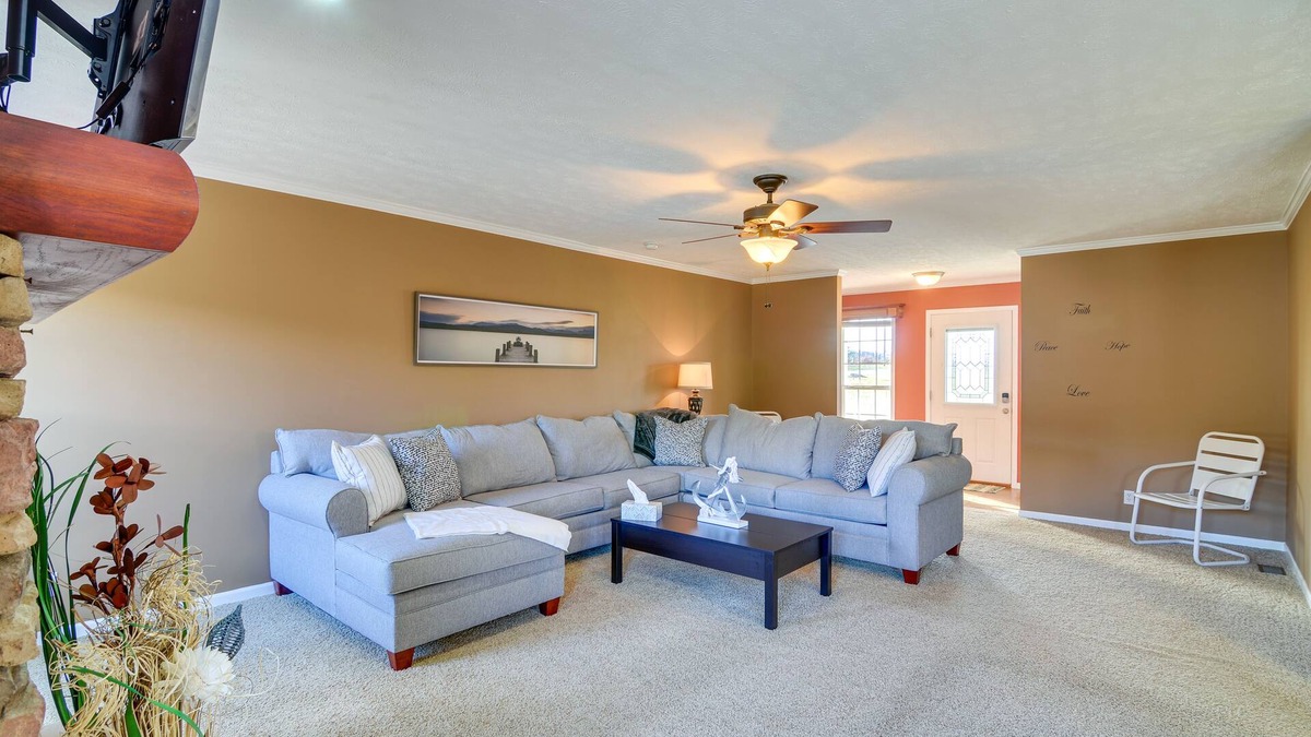 Albany House | Quiet Albany Retreat Near Dale Hollow Lake!