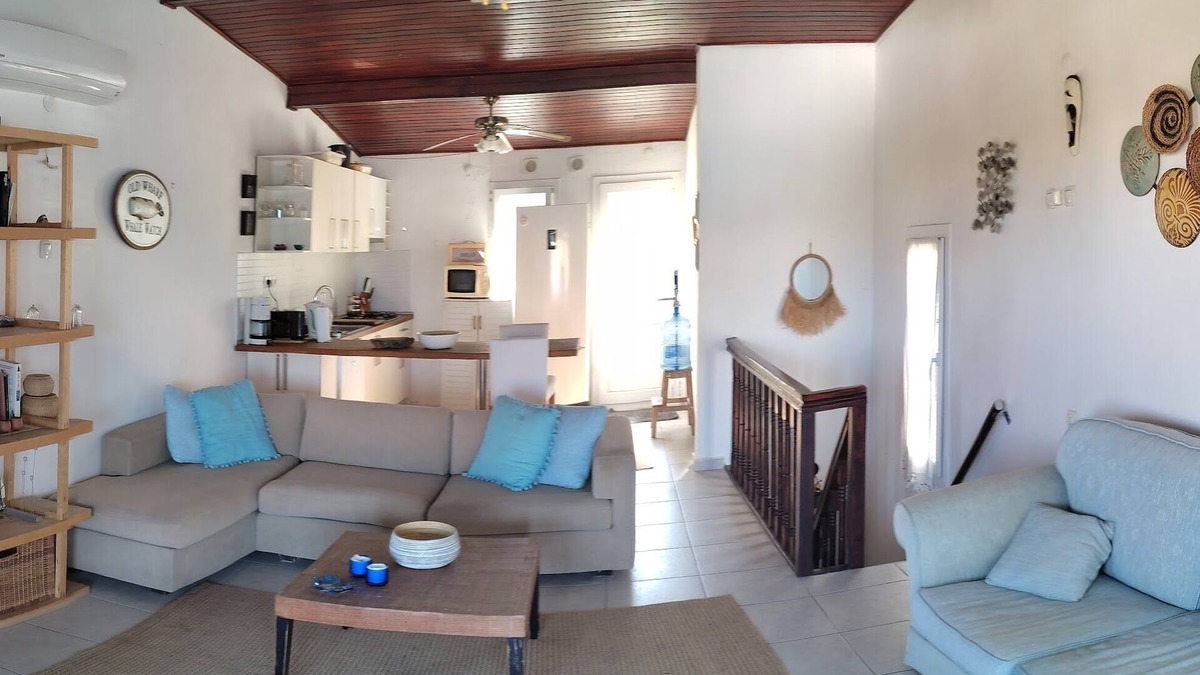 Guvercinlik House | QUIET AND AUTHENTIC BODRUM HOUSE BY THE SEA!