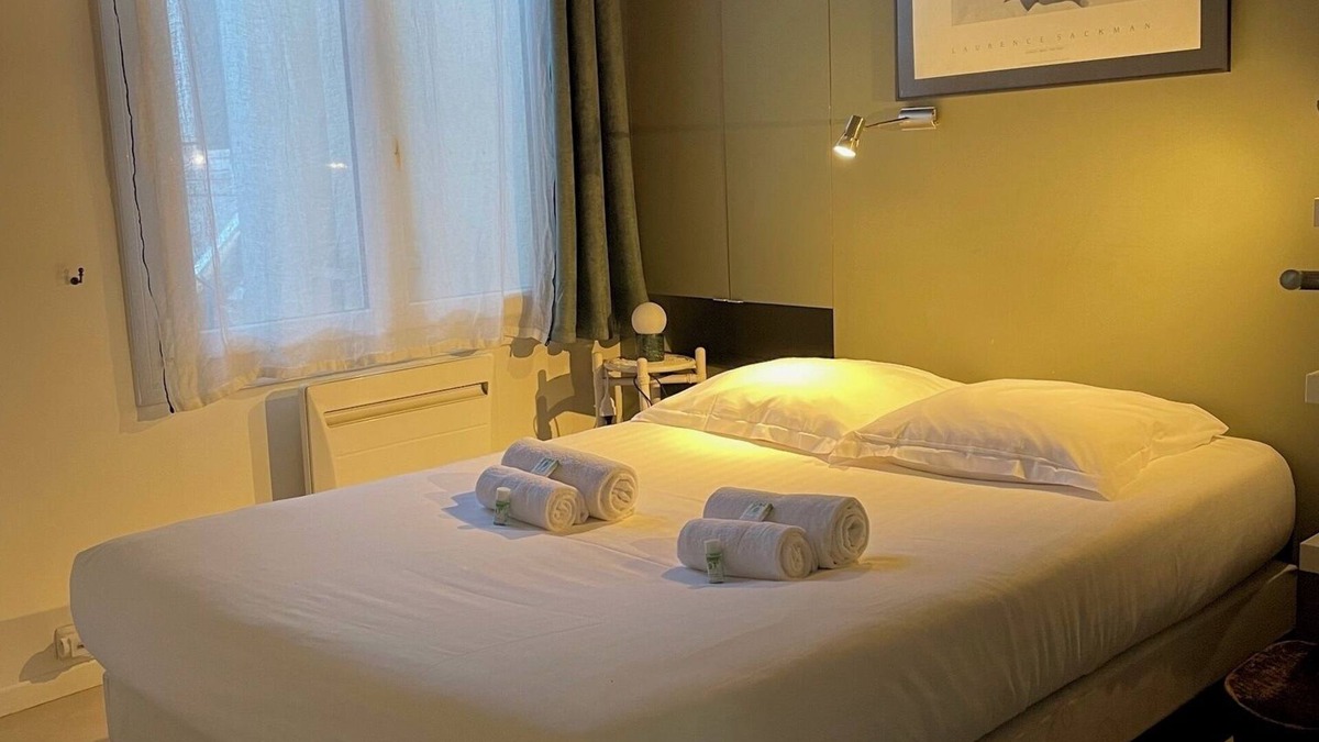 Saint-Vincent-de-Paul Apartment | Quiet and central apartment