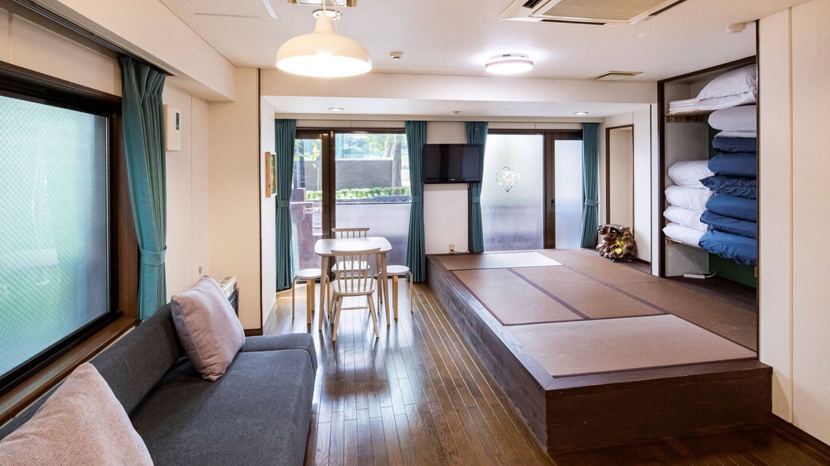 Toyohira Apartment | Quiet and Clean Parkside Studio Apartment in Sapporo, WiFi, Subway Station 350m