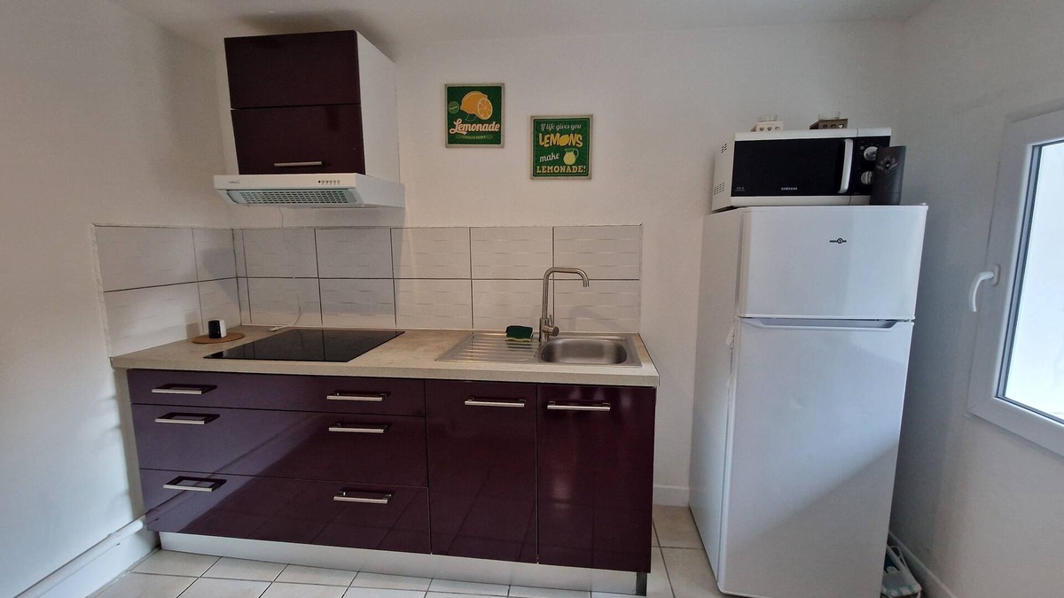Bruyeres-le-Chatel Apartment | Quiet and cozy 2 steps from downtown