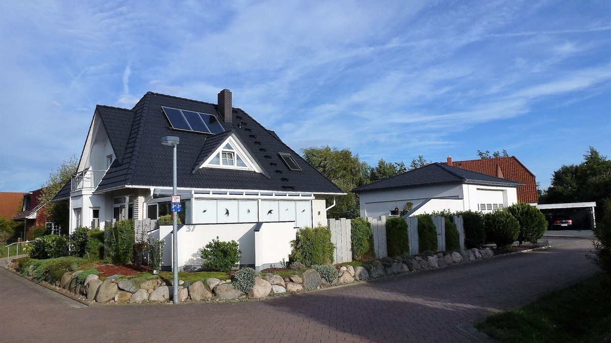 Region Hannover District Apartment | Quiet and cozy. Apartment complete equipped, near Hanover and fair