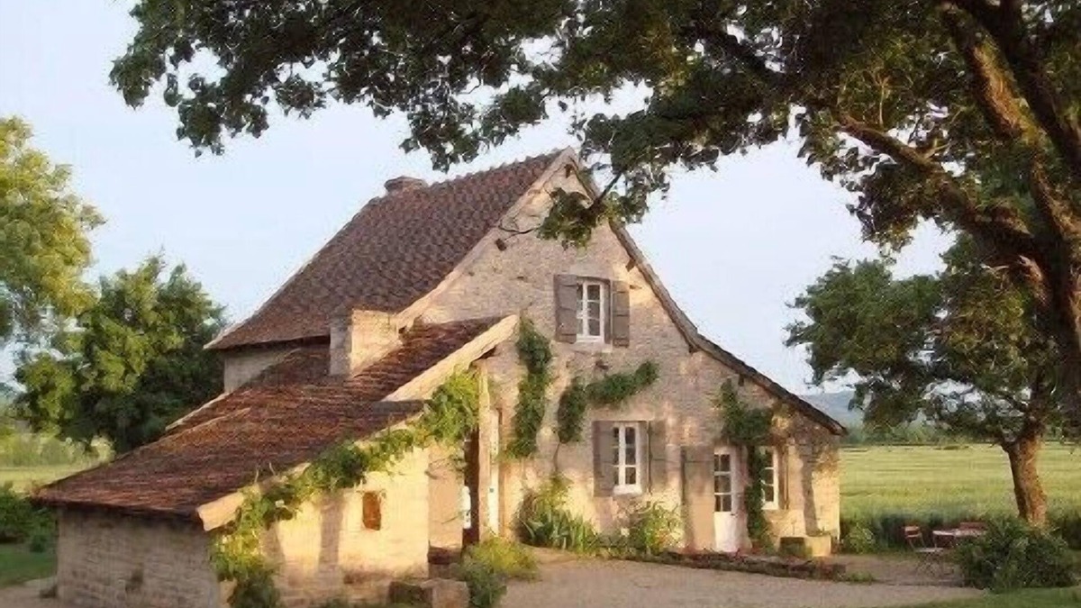 Champagny-sous-Uxelles House | Quiet and self-catering house, 20 km north of Cluny