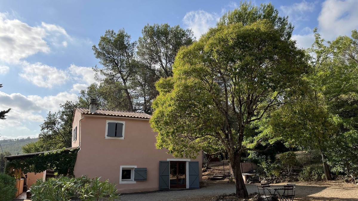 Carces House | Quiet and isolated house in the heart of the vineyards in Provence