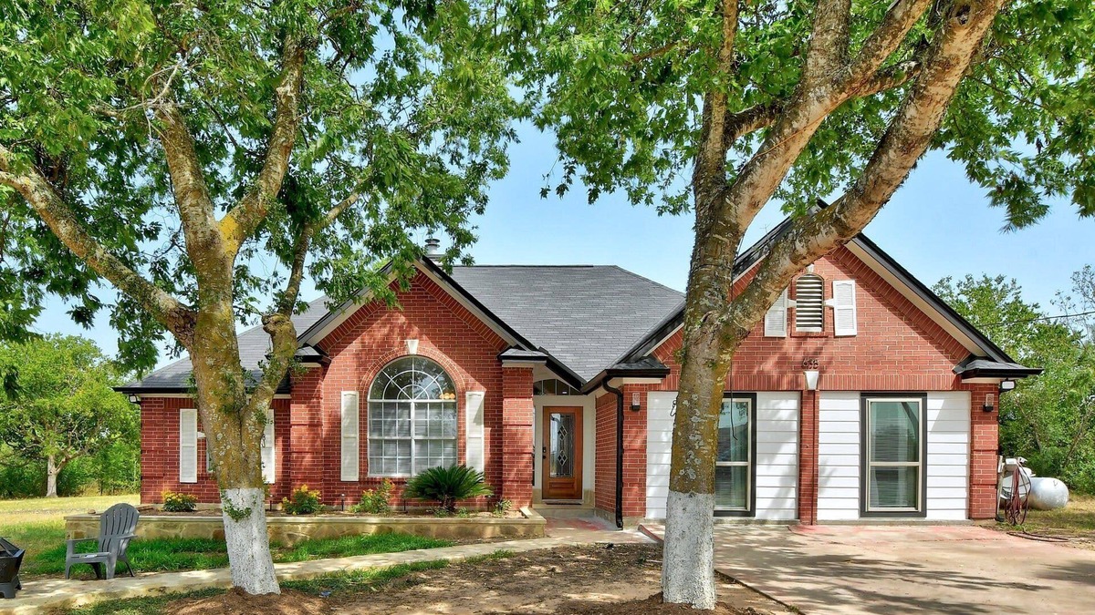 Kyle House | Quiet and peaceful home on 3+ acres.