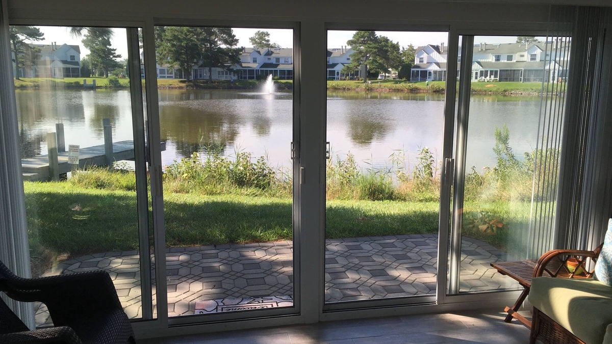 Selbyville House | Quiet and Relaxing End Unit Townhouse with Lakefront View
