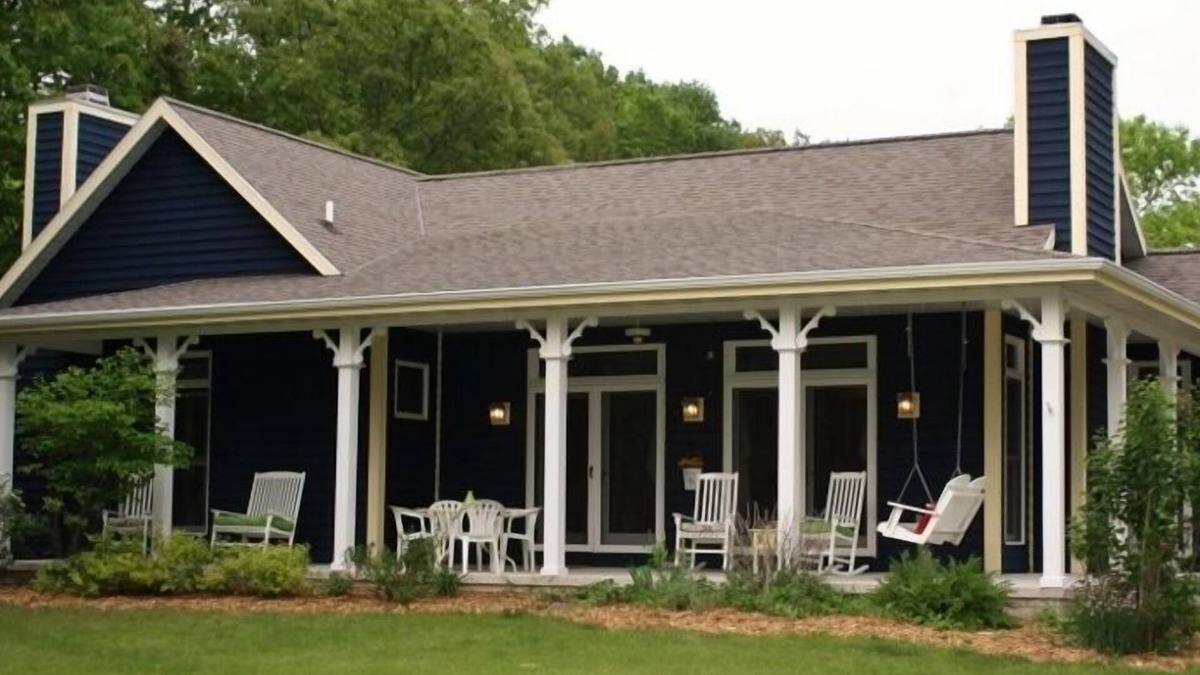 Ephraim Cottage | Quiet and Serene, Central Location, Dog Friendly!