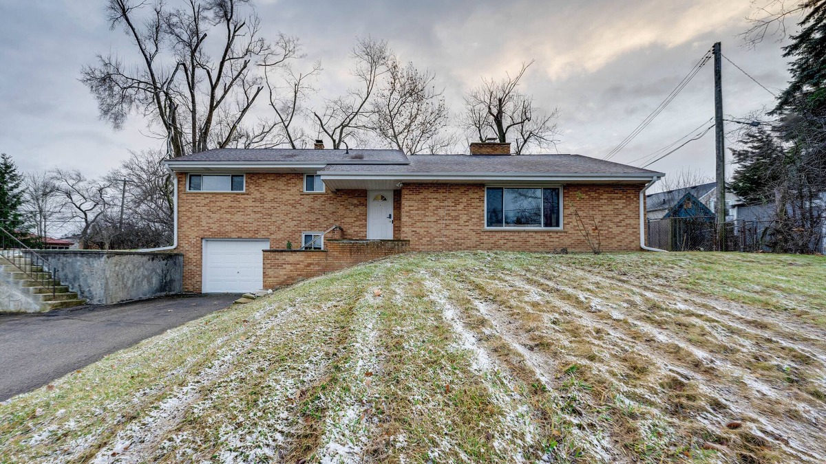 Bryant Pattengill East House | Quiet Ann Arbor Home - 2 Mi to Michigan Stadium!