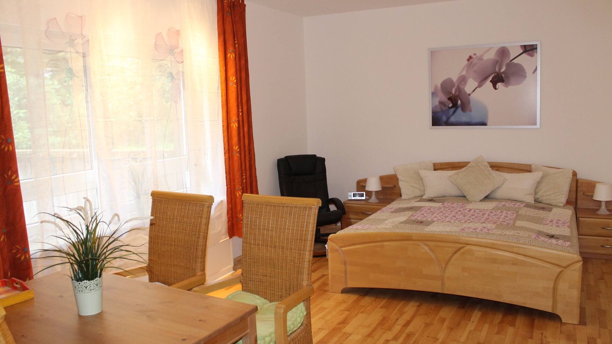 Sendling - Westpark Apartment | Quiet apartment in the green south of Munich