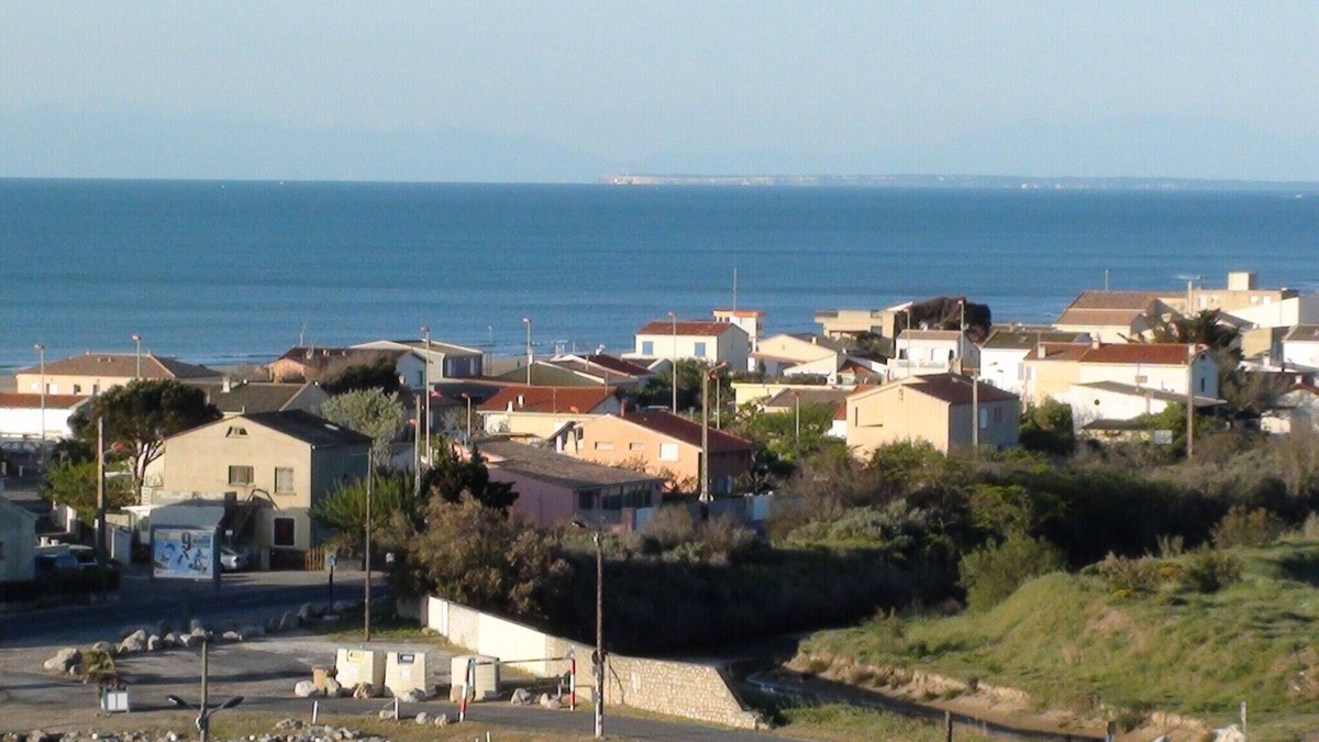 Fleury Apartment | Quiet apartment between land and sea - close to the beach