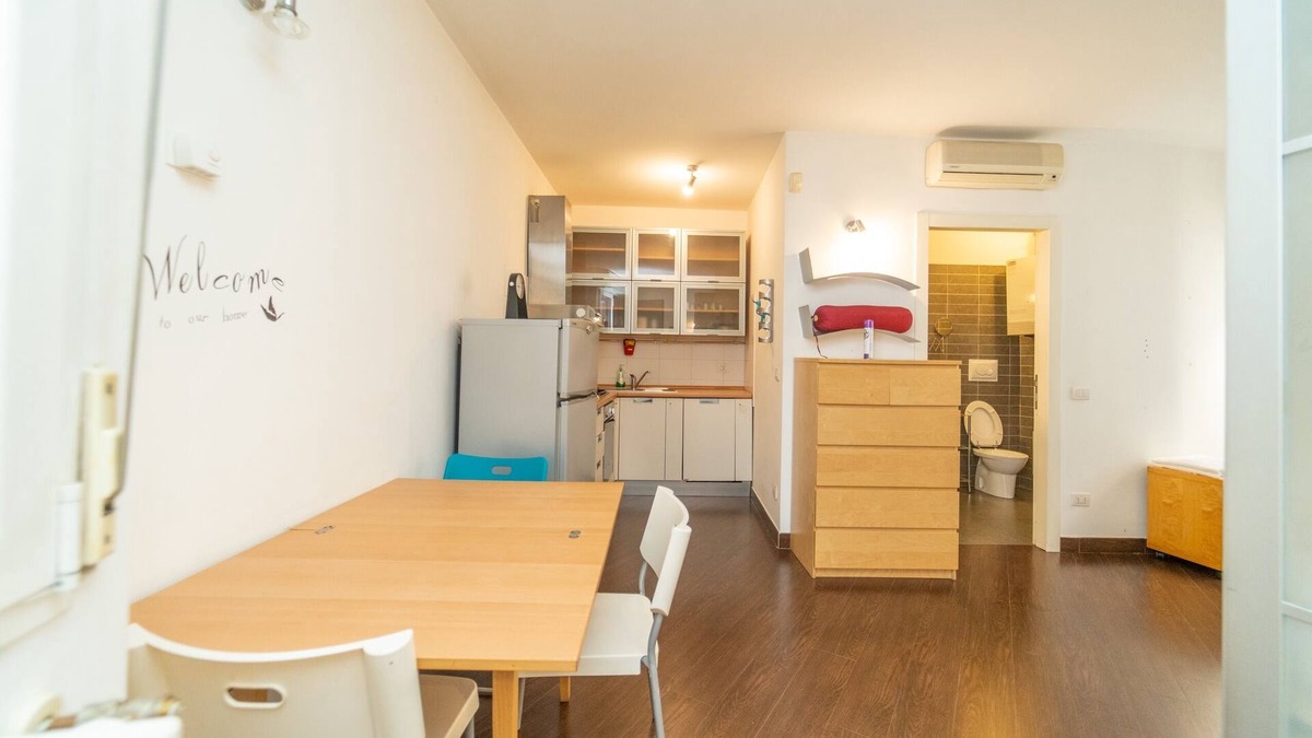 Morivione Apartment | Quiet apartment near fondazione prada