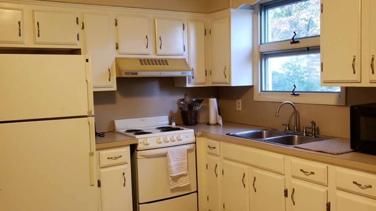 Dillsburg Apartment | Quiet Apartment on Golf Course conveniently located in Central PA.