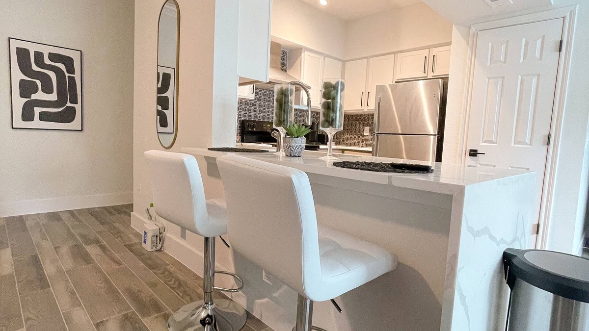 Braeswood Place Apartment | Quiet Apartment Perfect for couples or small group trips! Perfect for relaxation