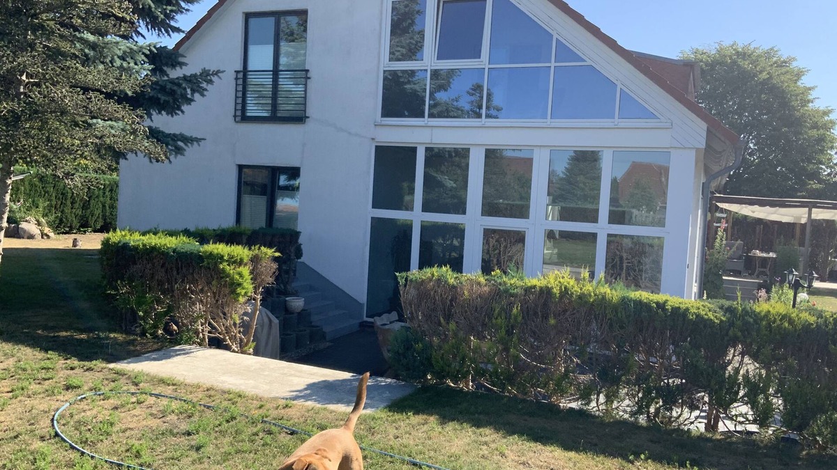 Buddenhagen Apartment | Quiet apartment with bright conservatory and again with pool!