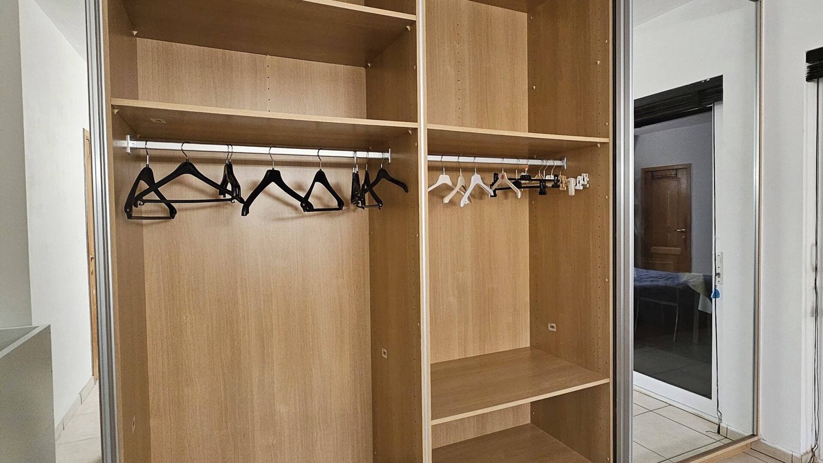 Mariekerke Apartment | Quiet Appartement in house, with separate entrance for maximum 4 persons.