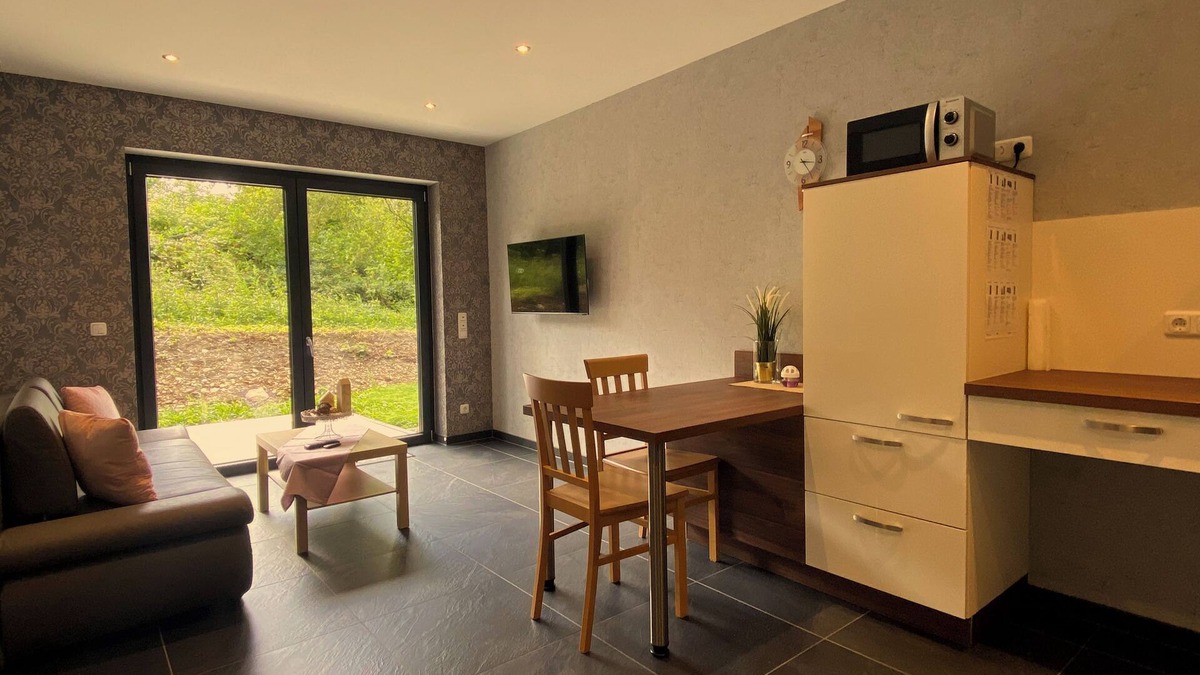 Schmidt Apartment | Quiet barrier-free vacation apartment by the pond in Schmidt Pet-friendly