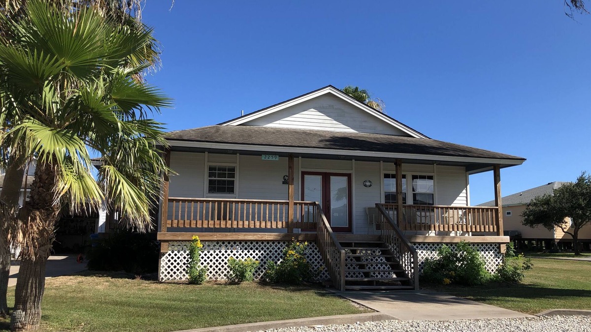 Port O Connor House | Quiet Bay House Retreat With Easy Access, Great View.