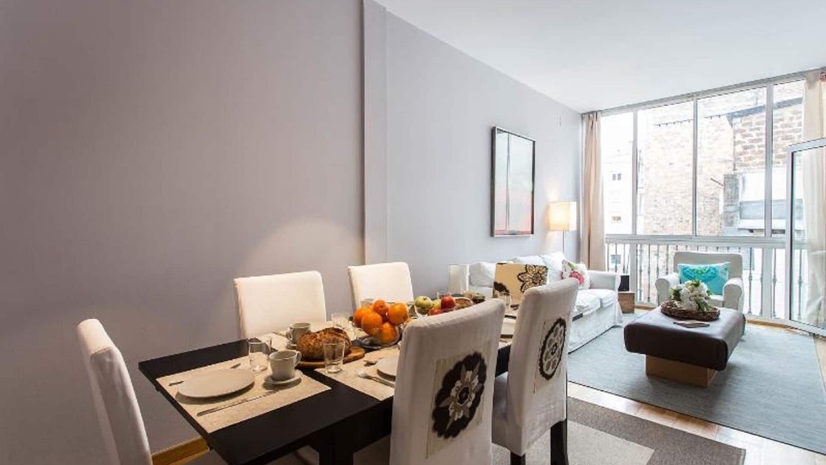 Dreta de l'Eixample Apartment | Quiet & bright flat in Eixample near P. de Gracia av, Quadrat d'Or-Golden Sq.