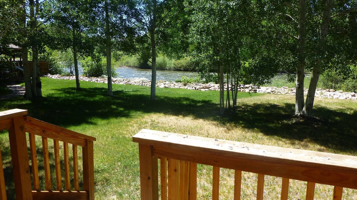 Gunnison House | Quiet Cabin on the Gunnison River ~ Pet Friendly ~ Fishing Access. Close to town
