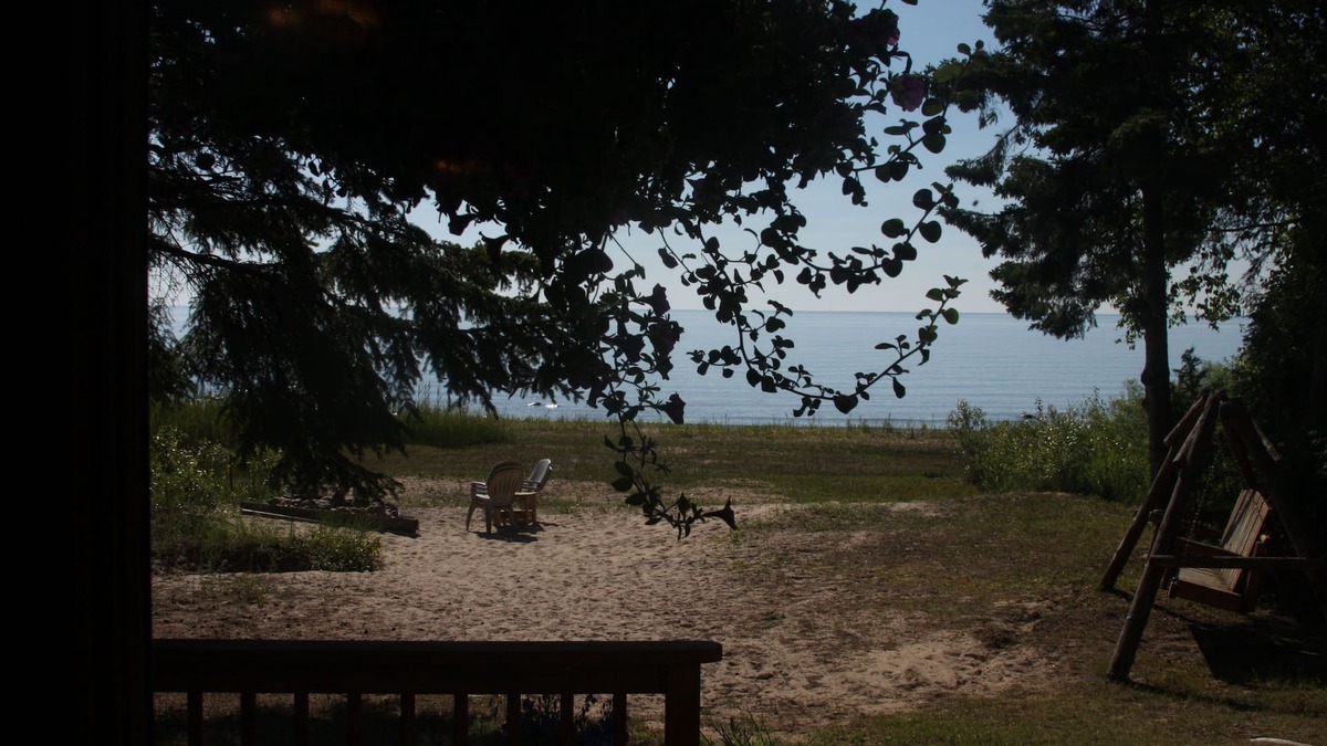 Harrisville Cabin | Quiet Cabin On the Lake