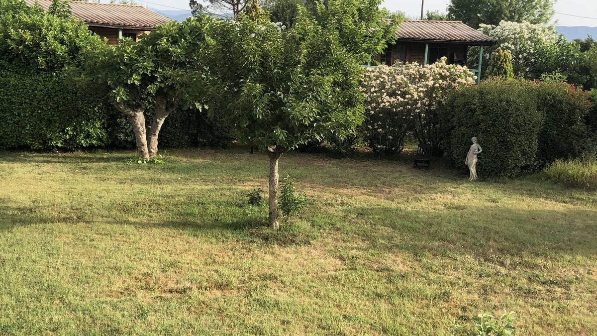 Roquebrune-sur-Argens Ski Chalet | Quiet chalet 10 minutes from the beach
