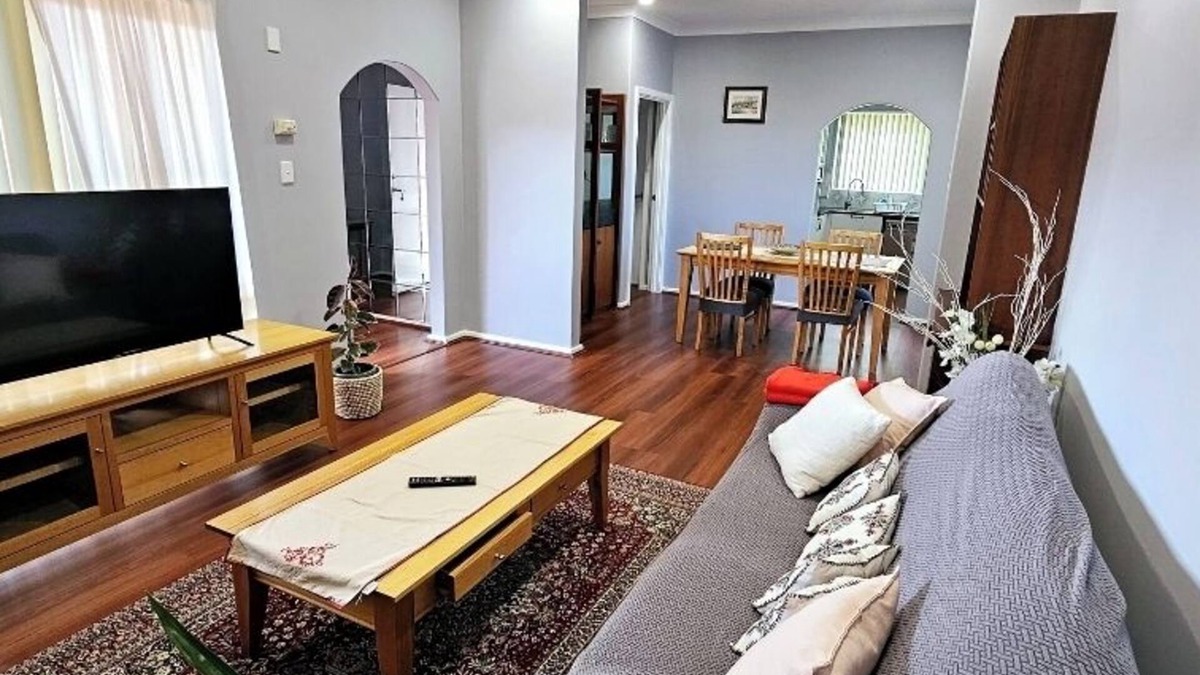 Nollamara House | Quiet & Clean 2BR House Stay