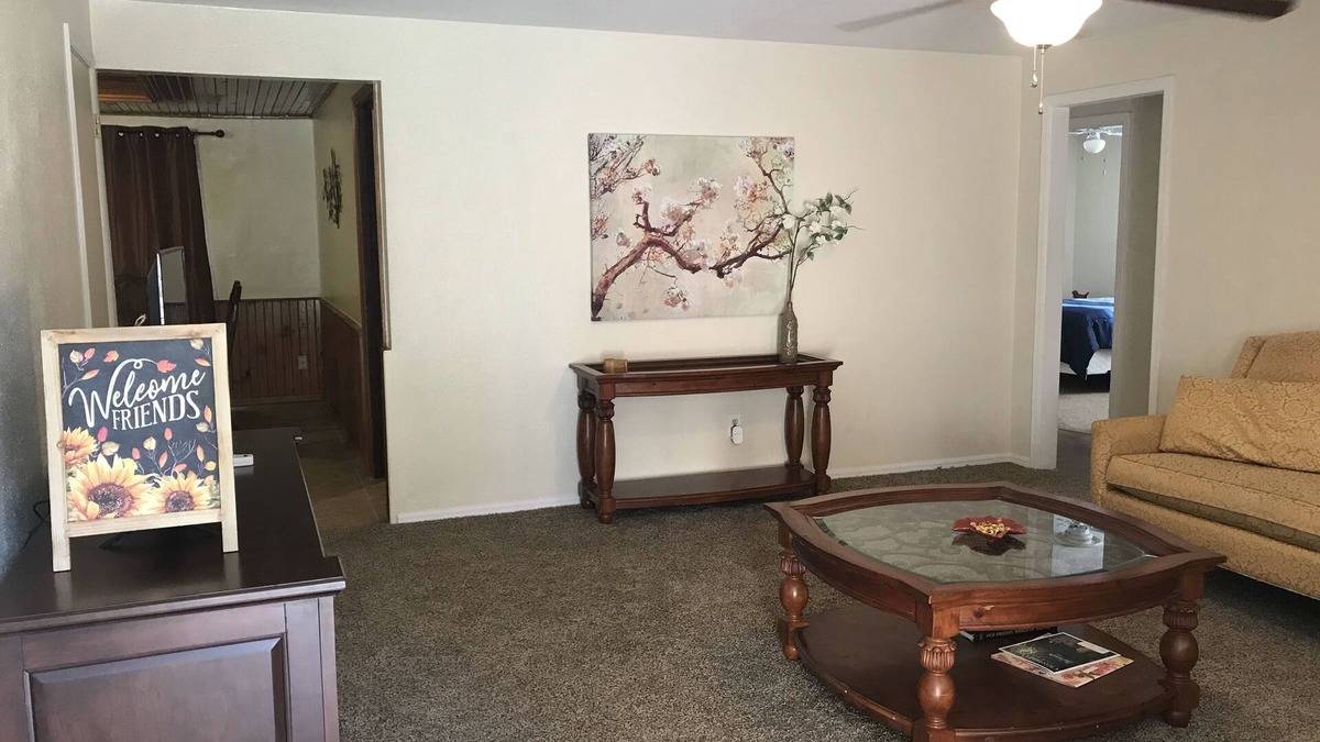 South Oklahoma City House | Quiet, Clean, Large space, plenty of parking