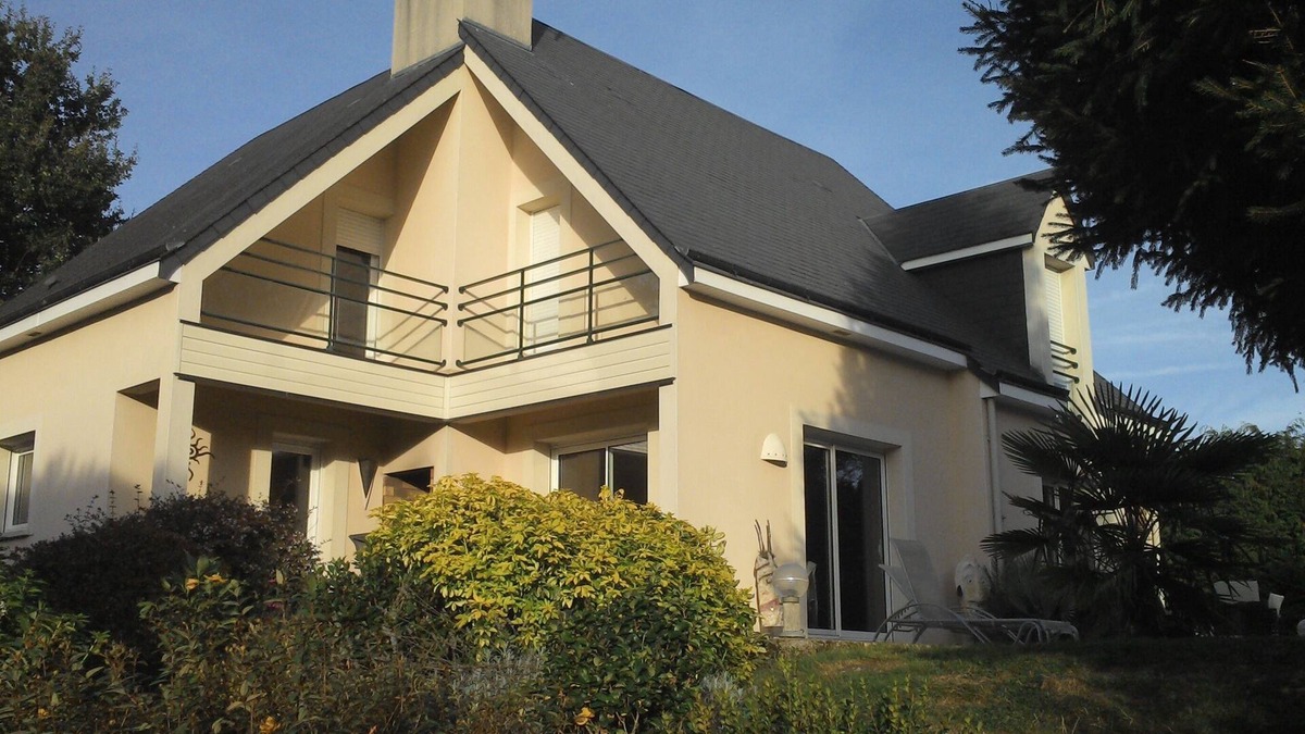 Saint-Saturnin House | Quiet, comfortable house 15 km from the 24-hour Le Mans racetrack.