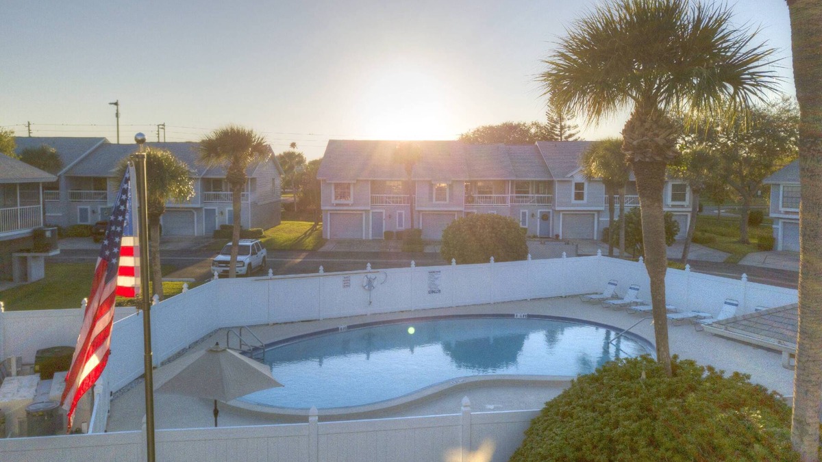 Capri Isle Condo | Quiet Community Just Minutes from Beach. Spacious. Heated Pool. Great Location.