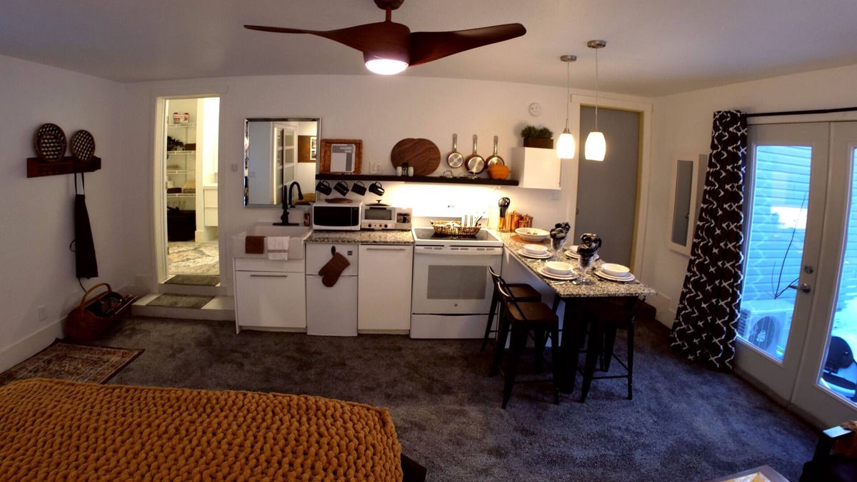 Lindstrom Apartment | Quiet Cottage with Best Beach on South Lindstrom Lake