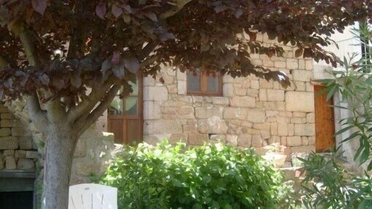 Chirols Cottage | Quiet cottage with beautiful view