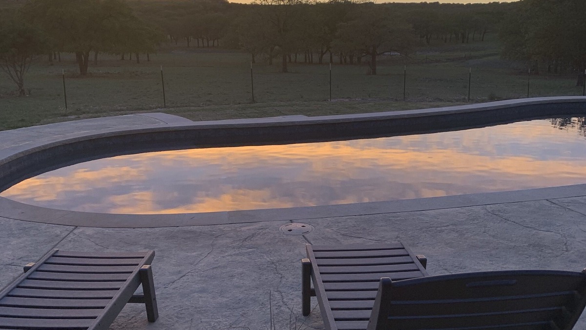 Goldsboro Bed & Breakfast | Quiet, country getaway with pool, hot tub and sauna