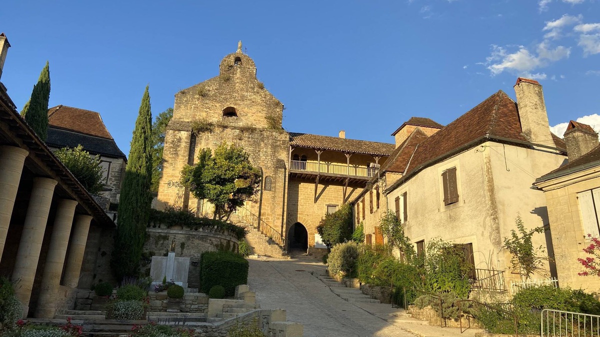 Plazac House | Quiet country house with private pool, large garden and panoramic view
