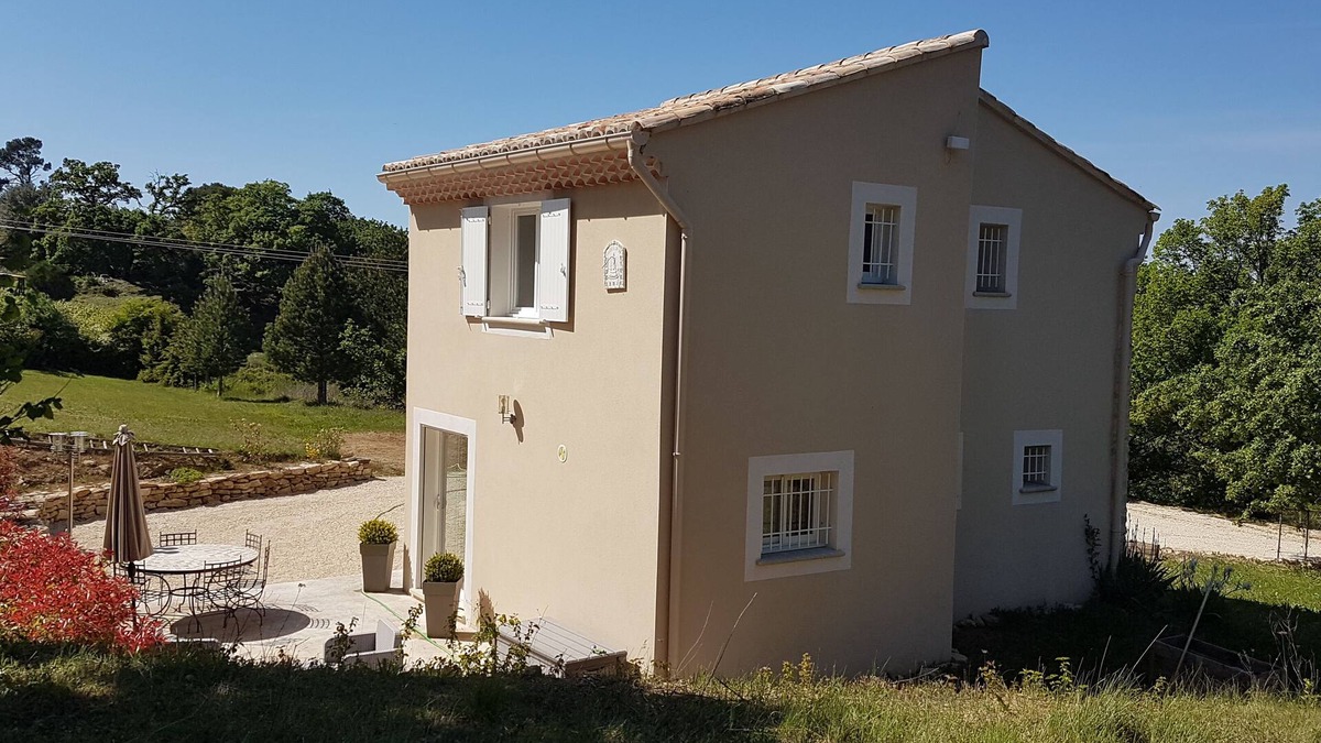 Malaucene Villa | Quiet country villa, not overlooked