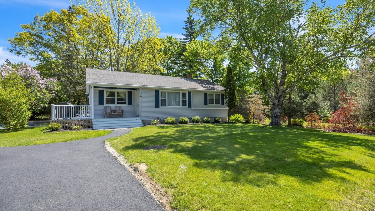 Northeast Harbor House | Quiet, Cozy, and Renovated 3BR Cottage at Acadia's Doorstep