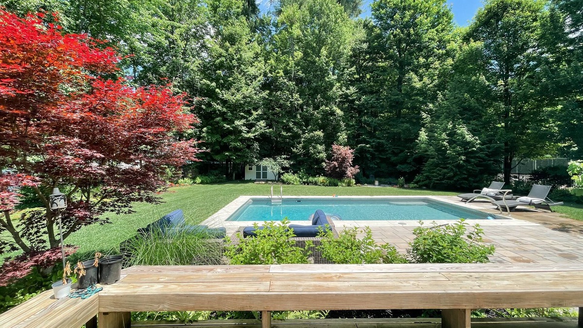 Saratoga Springs House | Quiet Cul-De-Sac w/Pool, 2-3 miles to Town & Track