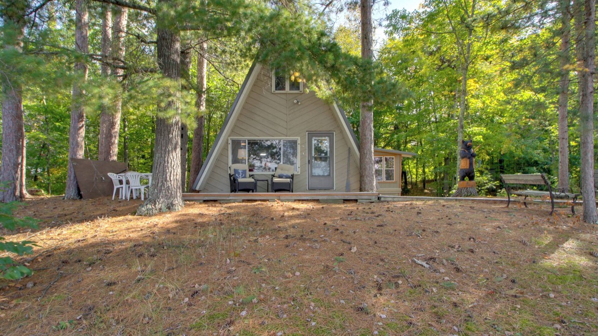 Deer River Cabin | Quiet Deer River Cabin w/Dock + Lake View!