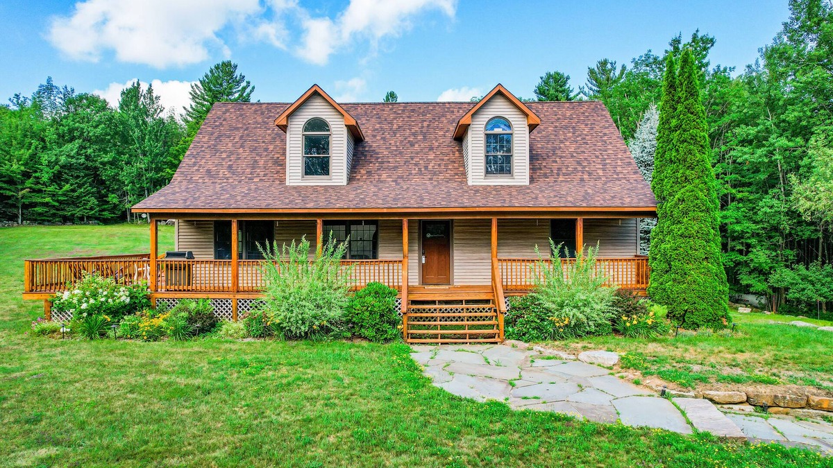 Johnsburg House | Quiet dog-friendly retreat with large yard, hot tub, deck, grill, foosball & W/D